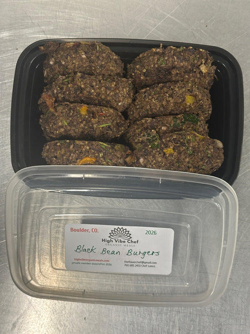 Black Bean and Quinoa Burgers (VE)